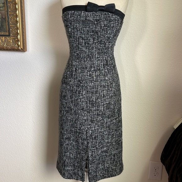 Express woven tweed strapless bow dress with front slit - Picture 2 of 8